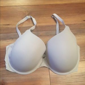 Victoria’s Secret Uplift Semi Demi Bra